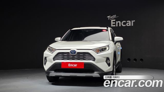 Toyota RAV4 2.5 4WD Hybrid — пробег 23 022 км — фото 3 из 5