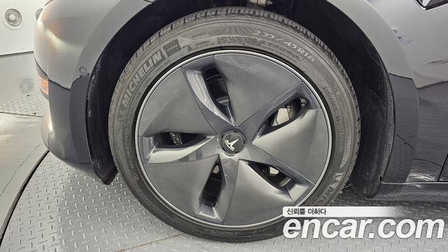 Tesla Model 3 Long Range AWD — пробег 30 433 км — фото 5 из 5