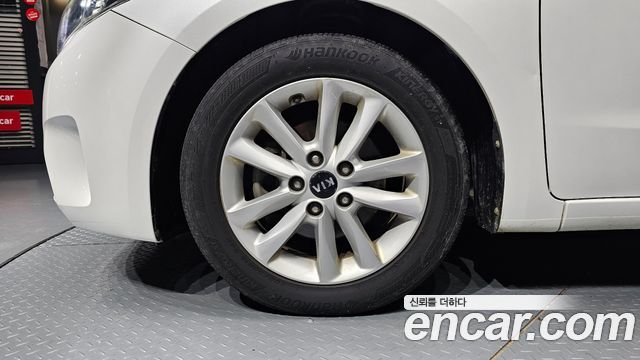Kia K3 из Кореи Encar