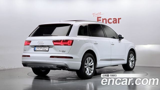 Audi Q7 из Кореи Encar