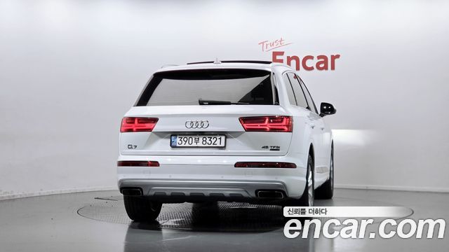 Audi Q7 из Кореи Encar