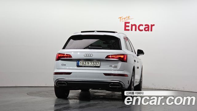 Audi Q5 45 TFSI Quattro Premium — пробег 100 556 км — фото 4 из 5