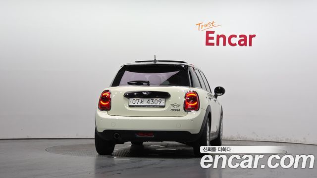 Mini Cooper из Кореи Encar