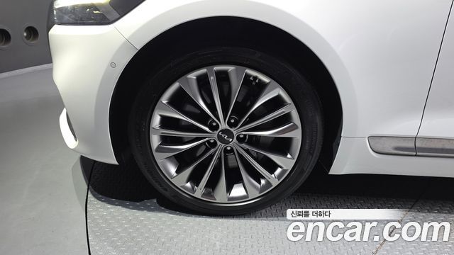 Kia K9 из Кореи Encar