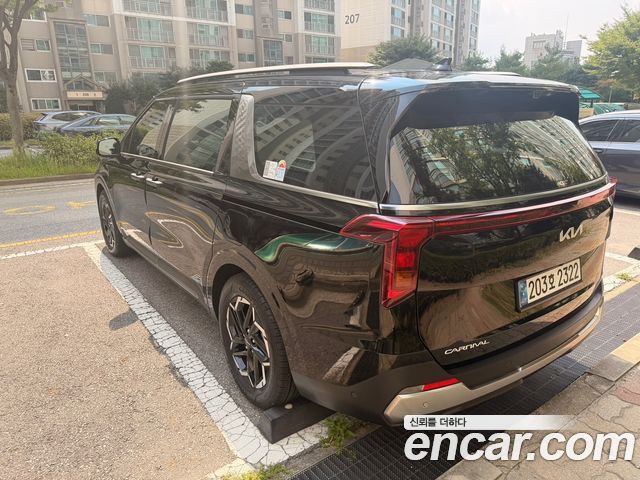 Kia Carnival Gasoline 9-Seater Noblesse — пробег 29 000 км — фото 5 из 5