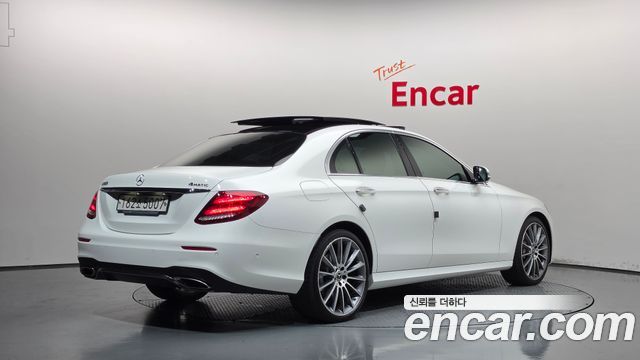 Mercedes-Benz E-Class из Кореи Encar