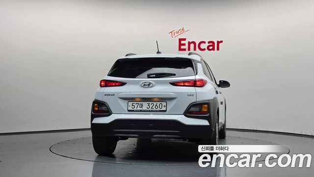 Hyundai Kona из Кореи Encar