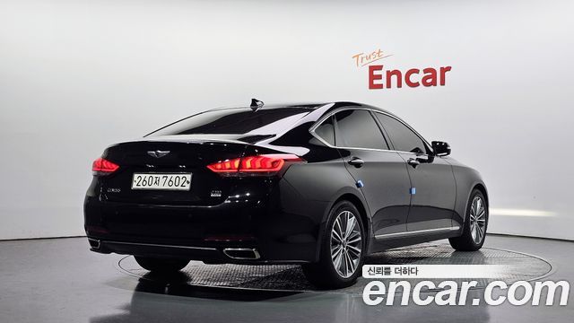 Hyundai Genesis из Кореи Encar