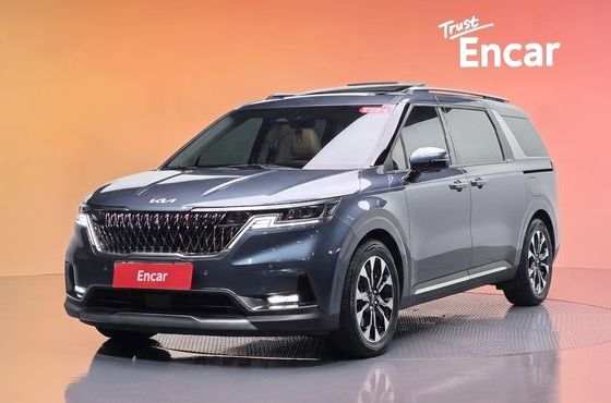 Kia Carnival Diesel 7-Seater Signature — пробег 52 564 км — фото 1 из 5