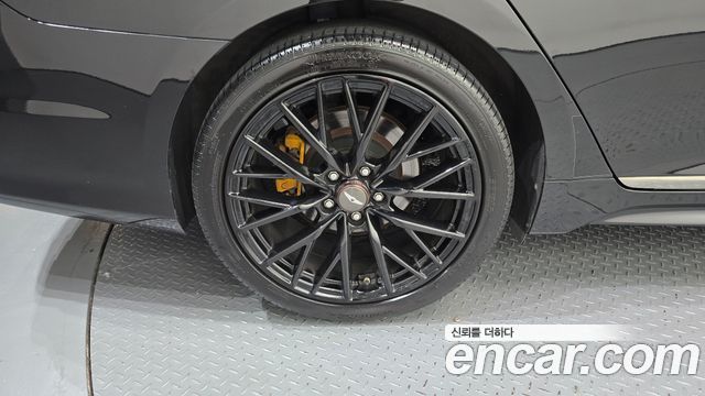 Hyundai Genesis из Кореи Encar