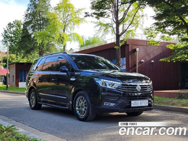 Ssangyong KORANDO 4WD Extreme Sport 9-Seater — пробег 127 627 км — фото 4 из 5
