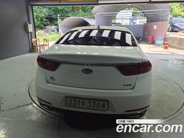Kia K7 из Кореи Encar