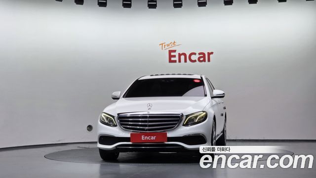 Mercedes-Benz E-Class из Кореи Encar