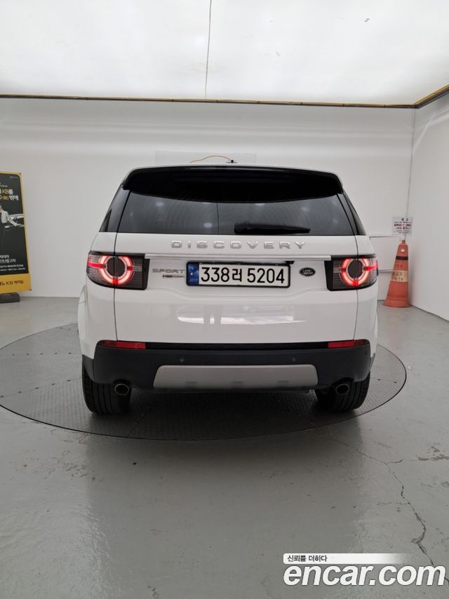 Land Rover Discovery Sport 2.0 TD4 HSE Luxury — пробег 148 301 км — фото 4 из 5
