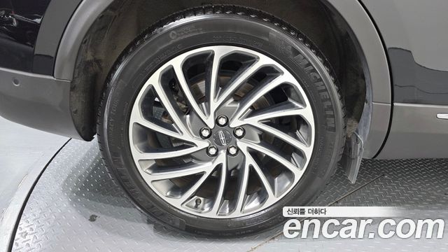 Lincoln Nautilus из Кореи Encar