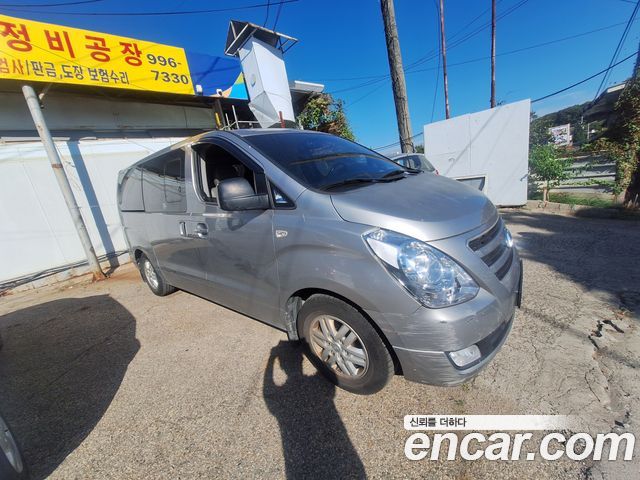 Hyundai Starex 11-Seater Wagon Modern — пробег 200 000 км — фото 4 из 5