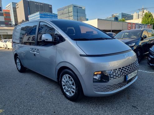 Hyundai Staria Cargo 5-Seater Modern — пробег 74 152 км — фото 3 из 5