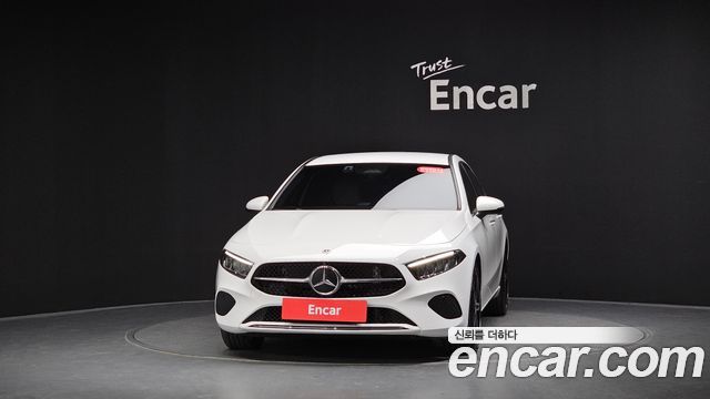 Mercedes-Benz A-Class A220 Hatchback — пробег 4 343 км — фото 3 из 5
