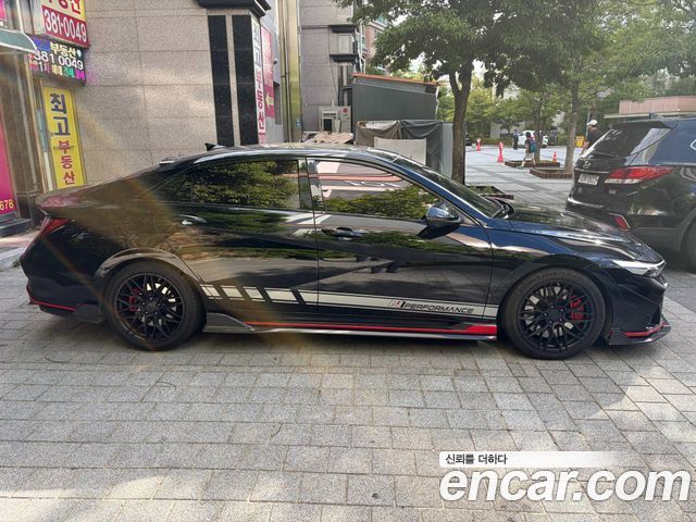 Hyundai AVANTE 2.0 N — пробег 8 030 км — фото 2 из 5