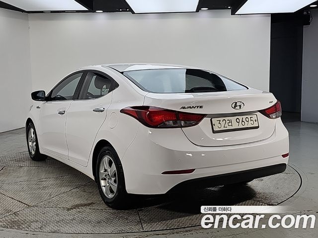 Hyundai AVANTE из Кореи Encar