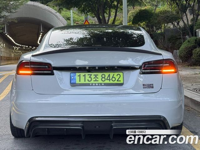 Tesla Model S Plaid — пробег 23 000 км — фото 3 из 5