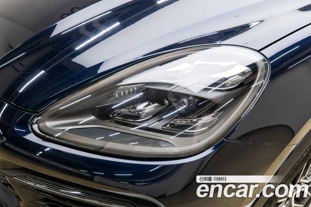 Porsche Cayenne 3.0 Coupe — пробег 64 160 км — фото 5 из 5