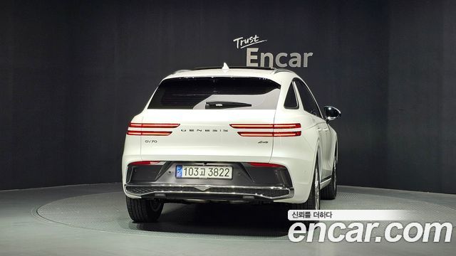 Genesis GV70 из Кореи Encar