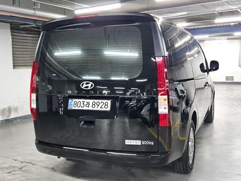 Hyundai Staria Cargo 3-Seater Modern — пробег 28 000 км — фото 3 из 5