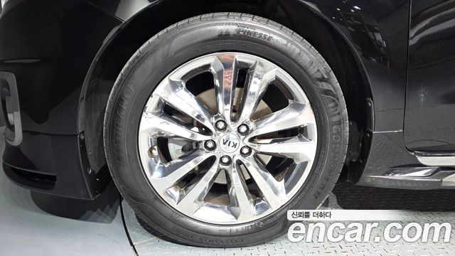 Kia Carnival 9-Seater Noblesse Special — пробег 89 187 км — фото 5 из 5