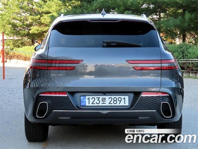 Genesis GV70 из Кореи Encar