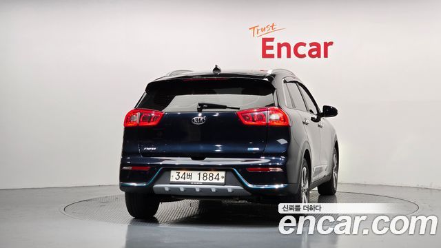 Kia Niro из Кореи Encar
