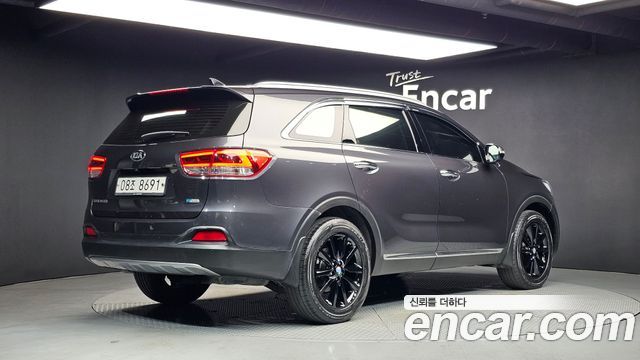 Kia Sorento Diesel 2.0 2WD Prestige — пробег 85 069 км — фото 2 из 5