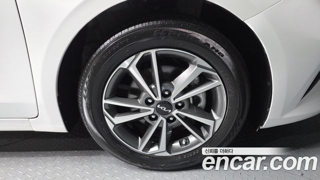 Kia K3 из Кореи Encar
