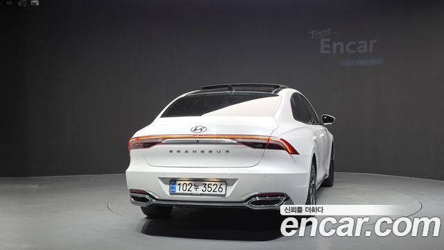 Hyundai Grandeur из Кореи Encar