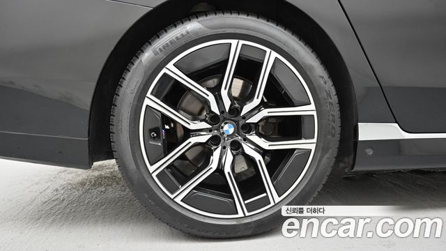 BMW 7-Series 740i xDrive M Sport — пробег 45 236 км — фото 5 из 5