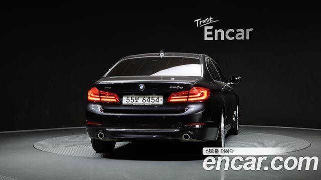 BMW 5-Series 520d xDrive Luxury Plus — пробег 68 730 км — фото 4 из 5