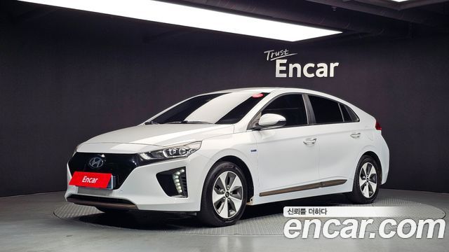 Hyundai Ioniq Q — пробег 66 341 км — фото 1 из 5