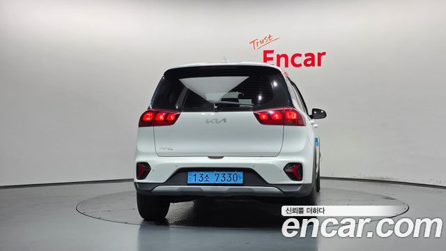Kia Niro Light (Taxi Trim) — пробег 101 721 км — фото 4 из 5