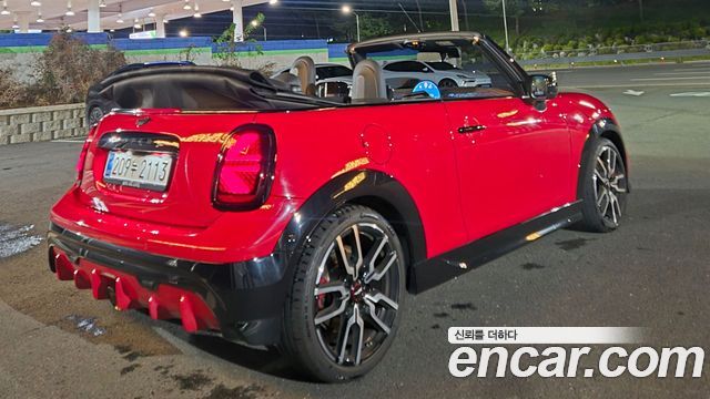Mini Cooper Convertible JCW — пробег 7 500 км — фото 2 из 5