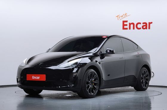 Tesla Model Y RWD — пробег 63 692 км — фото 1 из 5