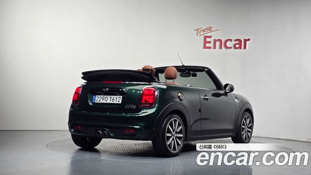 Mini Cooper Convertible Standard 3rd — пробег 38 981 км — фото 2 из 5