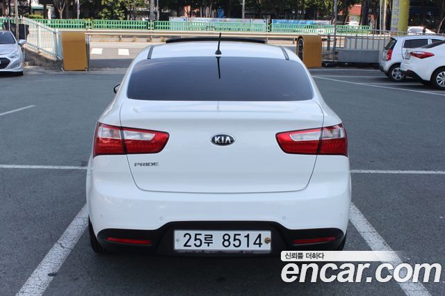 Kia pride 1.4 MPI Sedan Trendy — пробег 68 351 км — фото 5 из 5
