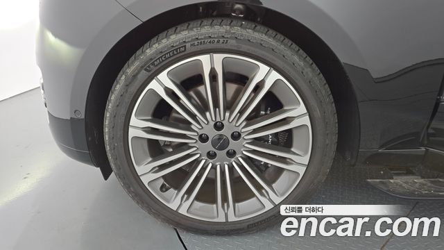 Land Rover Range Rover P530 Autobiography Long Wheel Base — пробег 1 674 км — фото 5 из 5