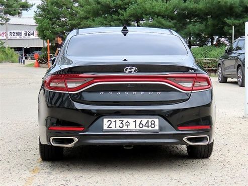 Hyundai Grandeur 3.0 Exclusive Special — пробег 215 117 км — фото 4 из 5