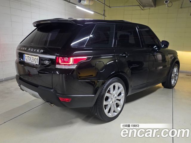 Land Rover Range Rover Sport 3.0 SDV6 HSE Dynamic — пробег 189 000 км — фото 2 из 5