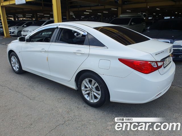 Hyundai Sonata LPi Luxury — пробег 212 198 км — фото 2 из 5
