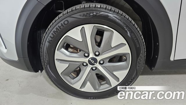 Kia Niro Air — пробег 73 595 км — фото 5 из 5