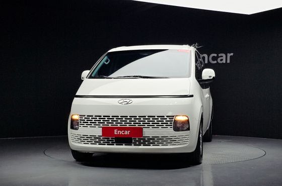 Hyundai Staria Cargo 3-Seater Modern — пробег 184 458 км — фото 3 из 5