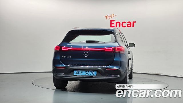 Mercedes-Benz EQA из Кореи Encar
