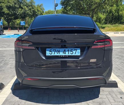 Tesla Model X Long Range — пробег 7 200 км — фото 4 из 5